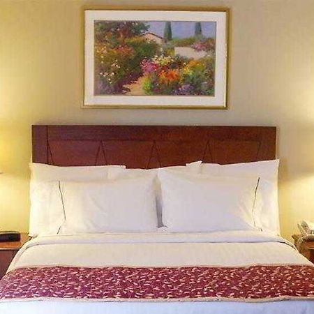 Hawthorn Suites By Wyndham Tyler Luaran gambar
