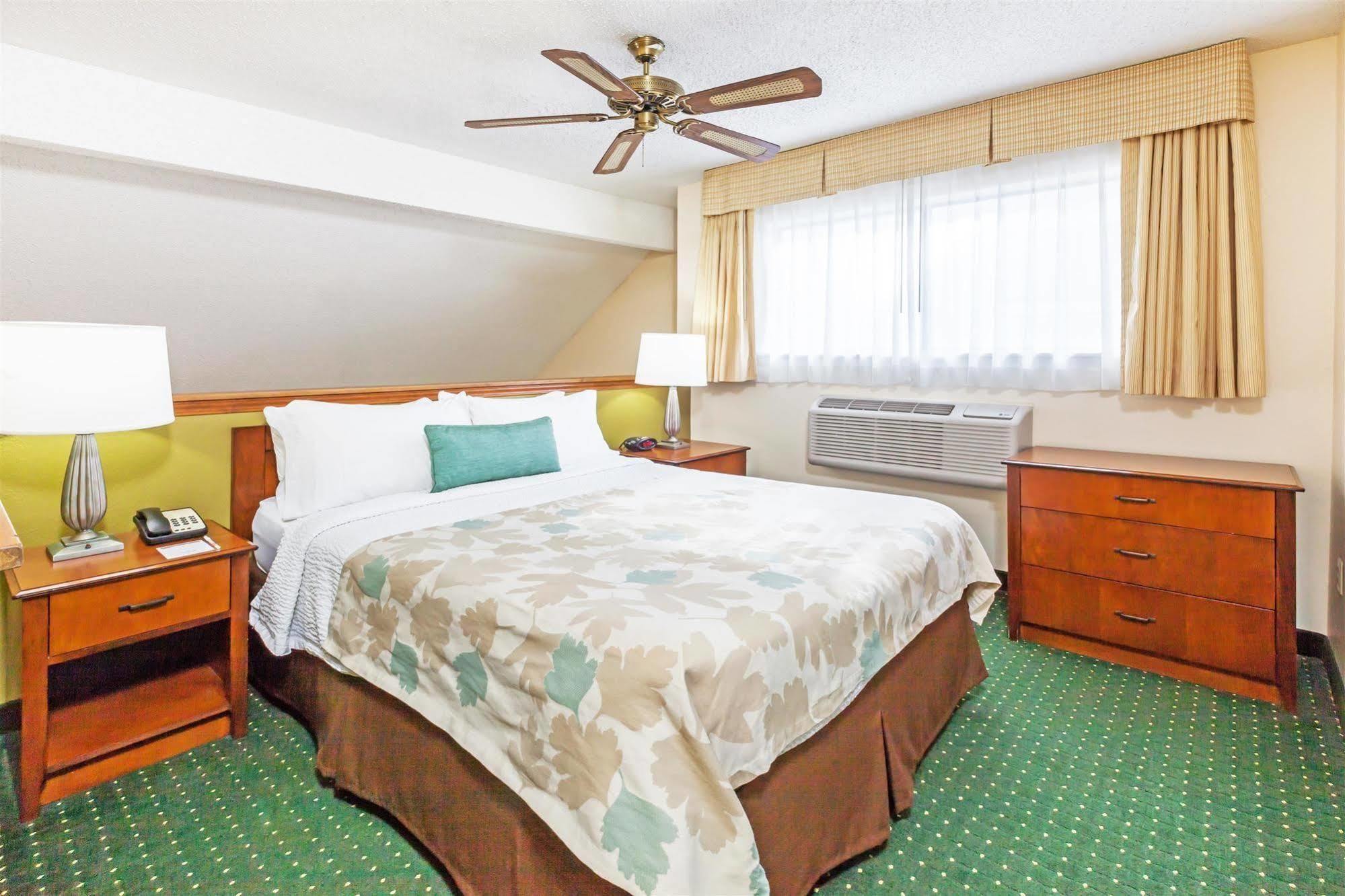 Hawthorn Suites By Wyndham Tyler Luaran gambar