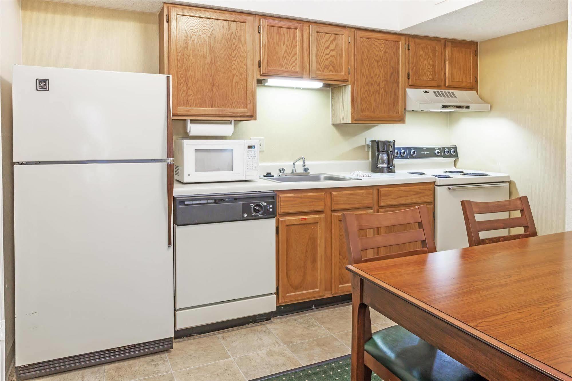 Hawthorn Suites By Wyndham Tyler Luaran gambar