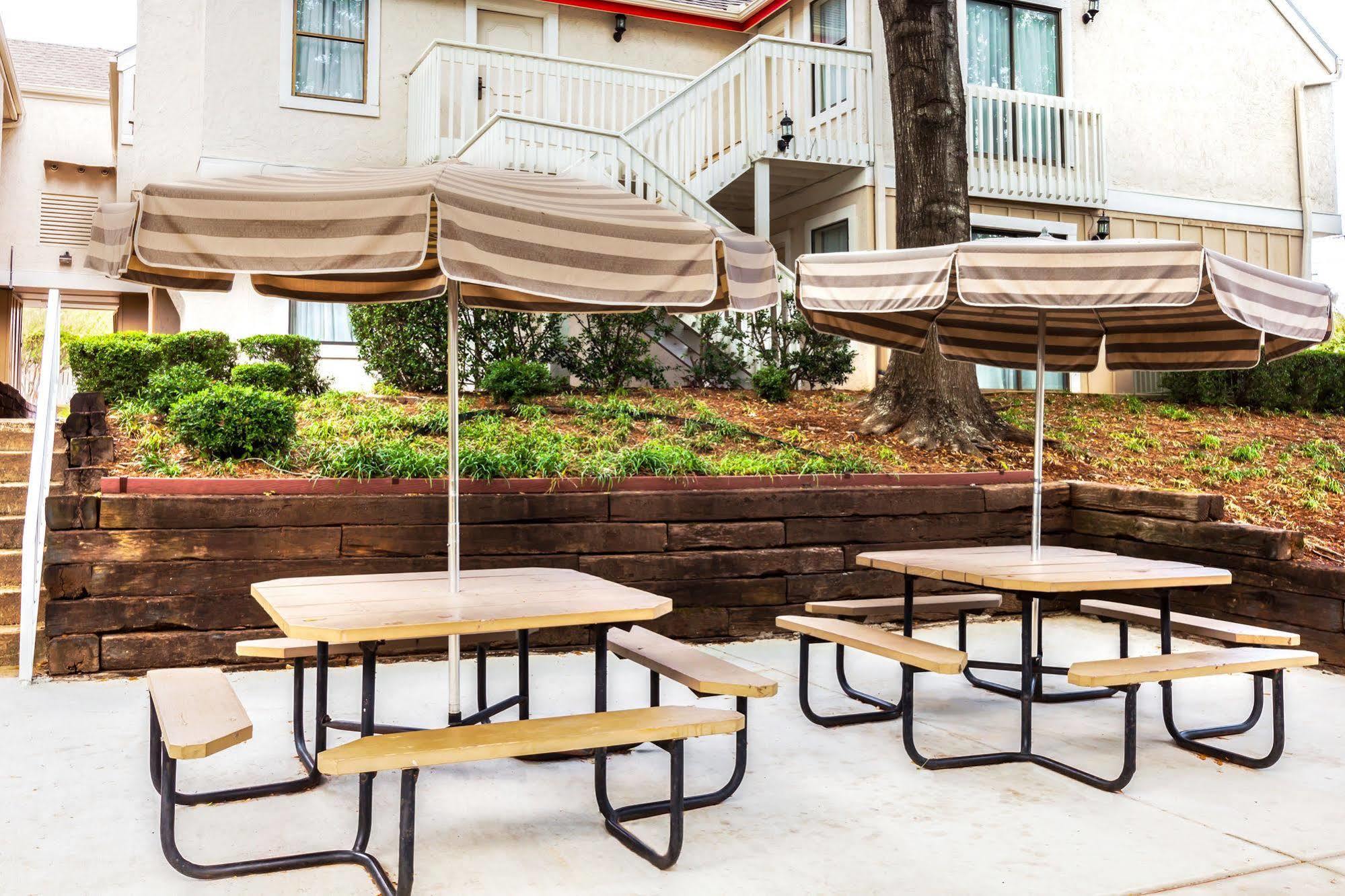 Hawthorn Suites By Wyndham Tyler Luaran gambar